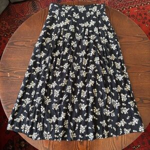 Vintage Ellen Ashley black & cream floral midi skirt
